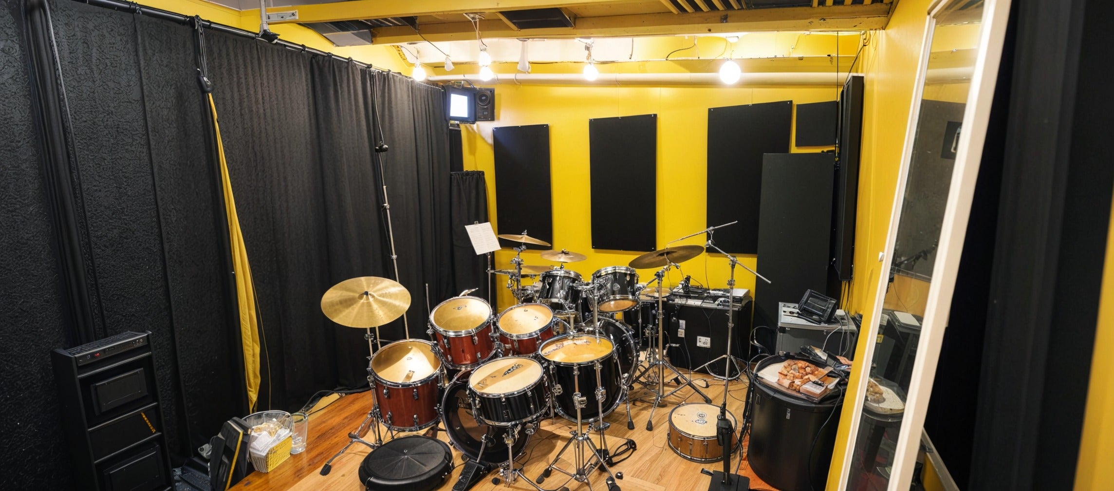 A Music Studio of His Own | Studio Home